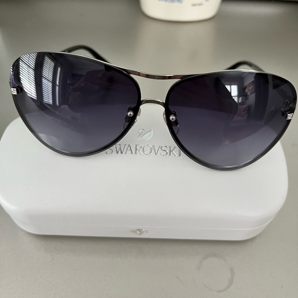 Swarovski sunglasses - Picture 1 of 2
